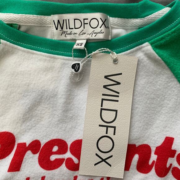 NEW Wildfox Presents Speak Louder Than Words Green White Christmas Jumper XS - Picture 9 of 11